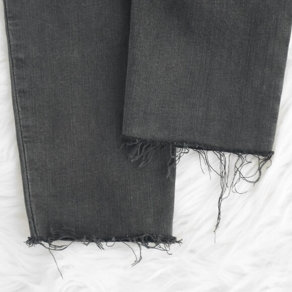Madewell 9" Mid-rise Skinny Frayed Hem Dark Charcoal Gray Size 26 - Picture 8 of 9